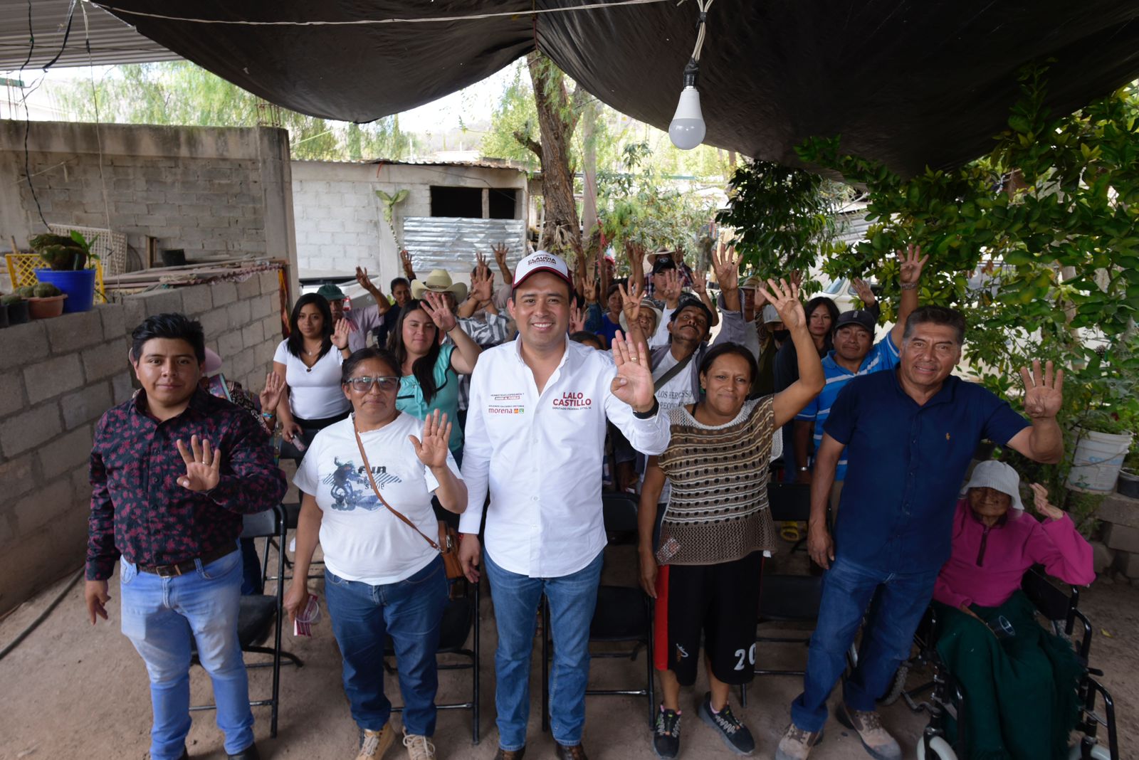 Lalo Castillo recorre San Miguel Ixitlán y Chila de las Flores