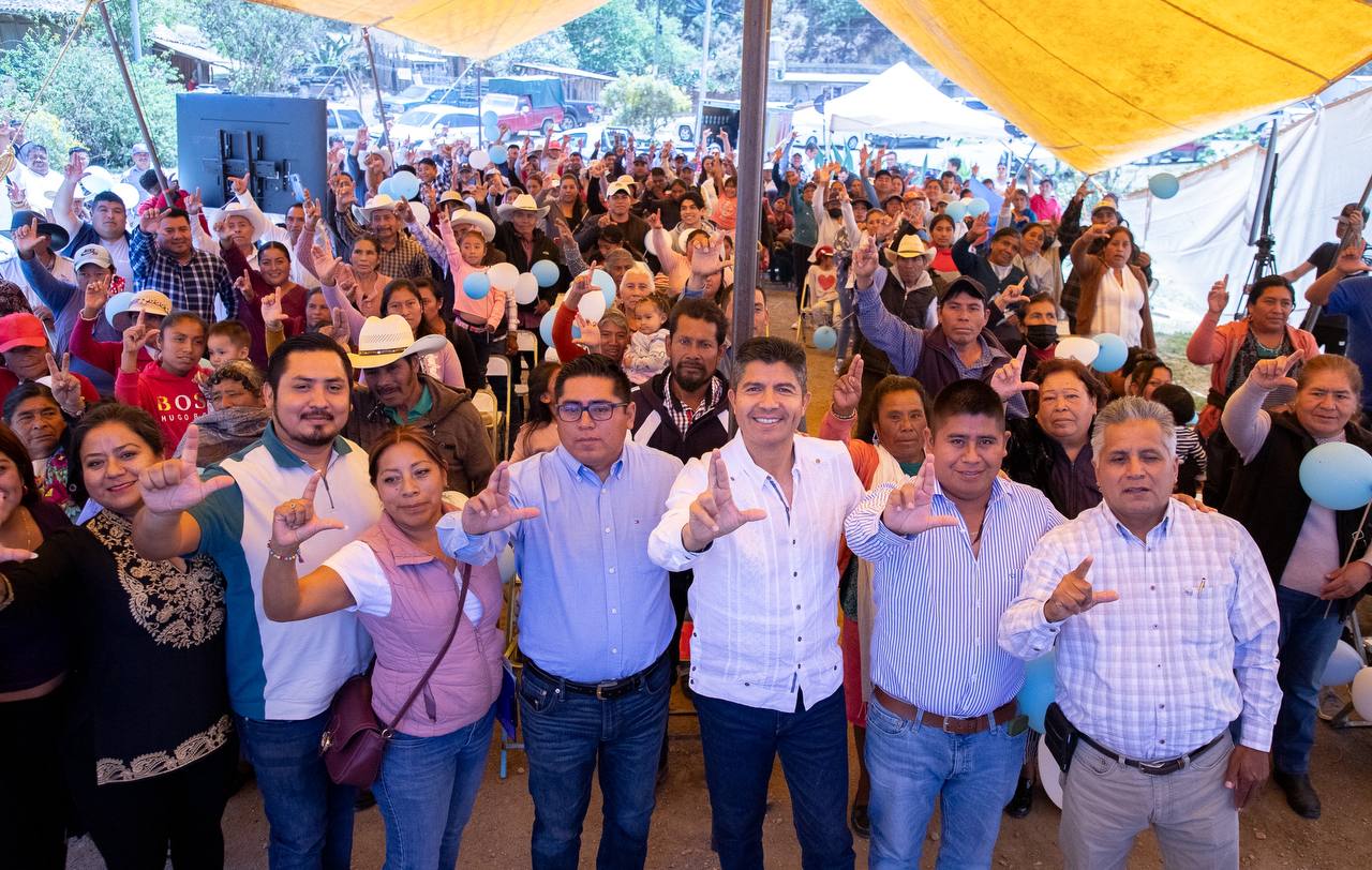 Reconoce Lalo Rivera lucha por la democracia en Tlacotepec