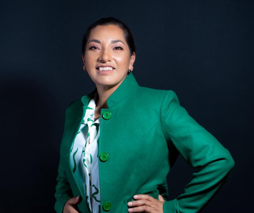 El PT y el Partido Verde lanzan a Edith Nolasco como candidata a la presidencia municipal de Tlatlauquitepec