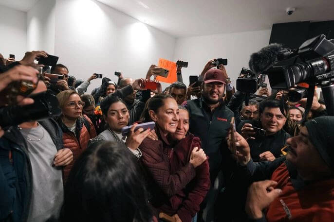 Con gran alegría, Chihuahua le da la bienvenida A Claudia Sheinbaum entre abrazos y porras