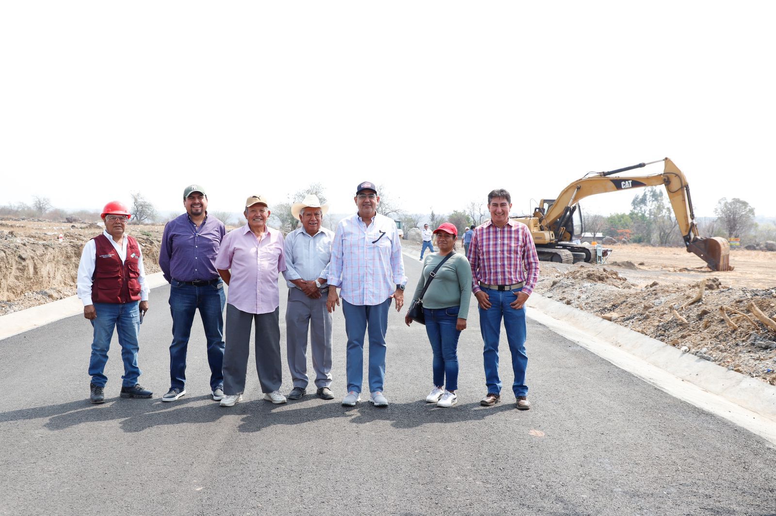 El gobernador Sergio Salomón Céspedes realiza gira de supervisión de obras