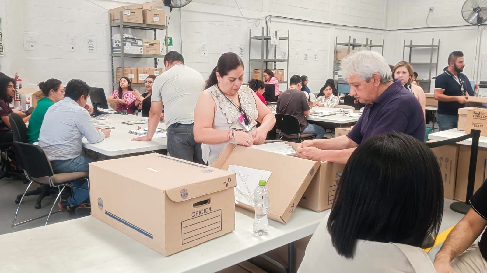 Reportan robo de 2 mil boletas electorales para elegir a gobernador y alcalde Puebla en la colonia Del Valle