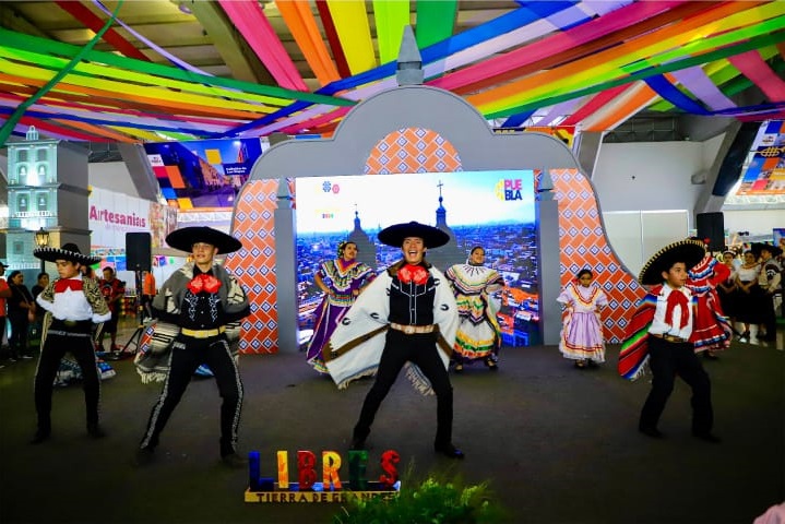 Asistentes a la Feria de Puebla podrán degustar el tradicional mole miahuateco