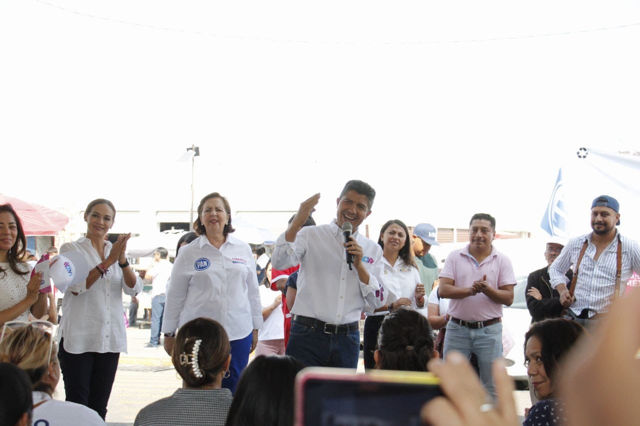 Lalo Rivera propone seis acciones en favor de la mujer