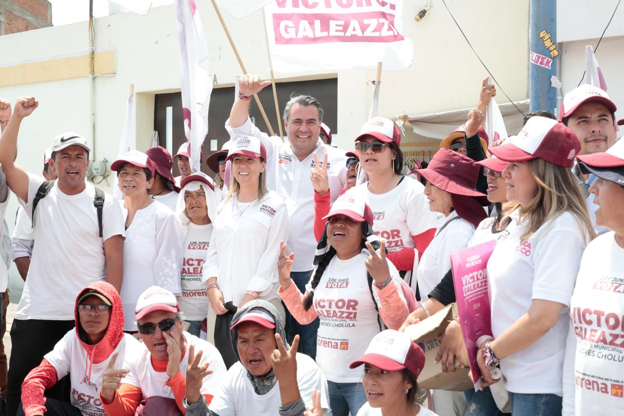 Tianguistas de Lázaro Cárdenas ofrecen su respaldo a Víctor Galeazzi