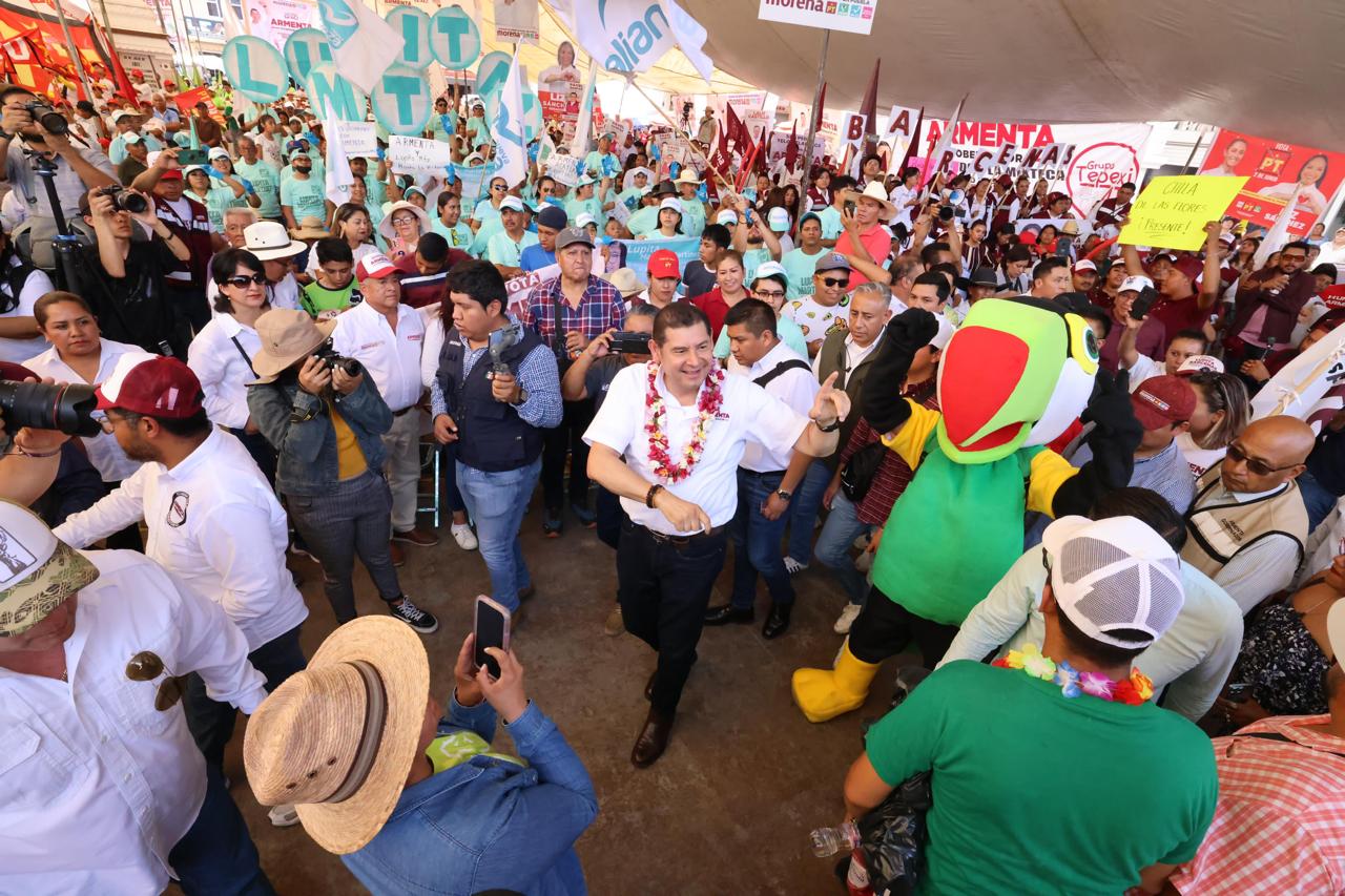 Fomentar valores desde Mi Casa es Puebla: Armenta