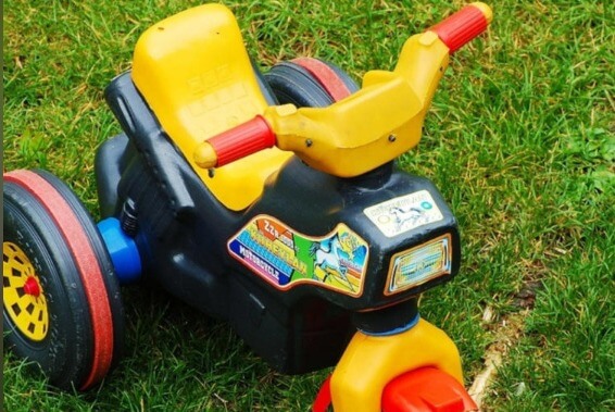 Niño de 1 año jugaba en su triciclo y perdió la vida al sufrir descarga eléctrica en Nuevo León
