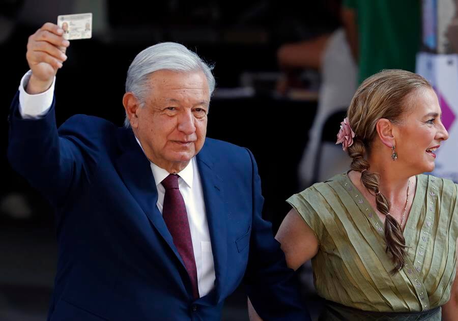 López Obrador celebra la victoria de Claudia Sheinbaum “con amplio margen” en México