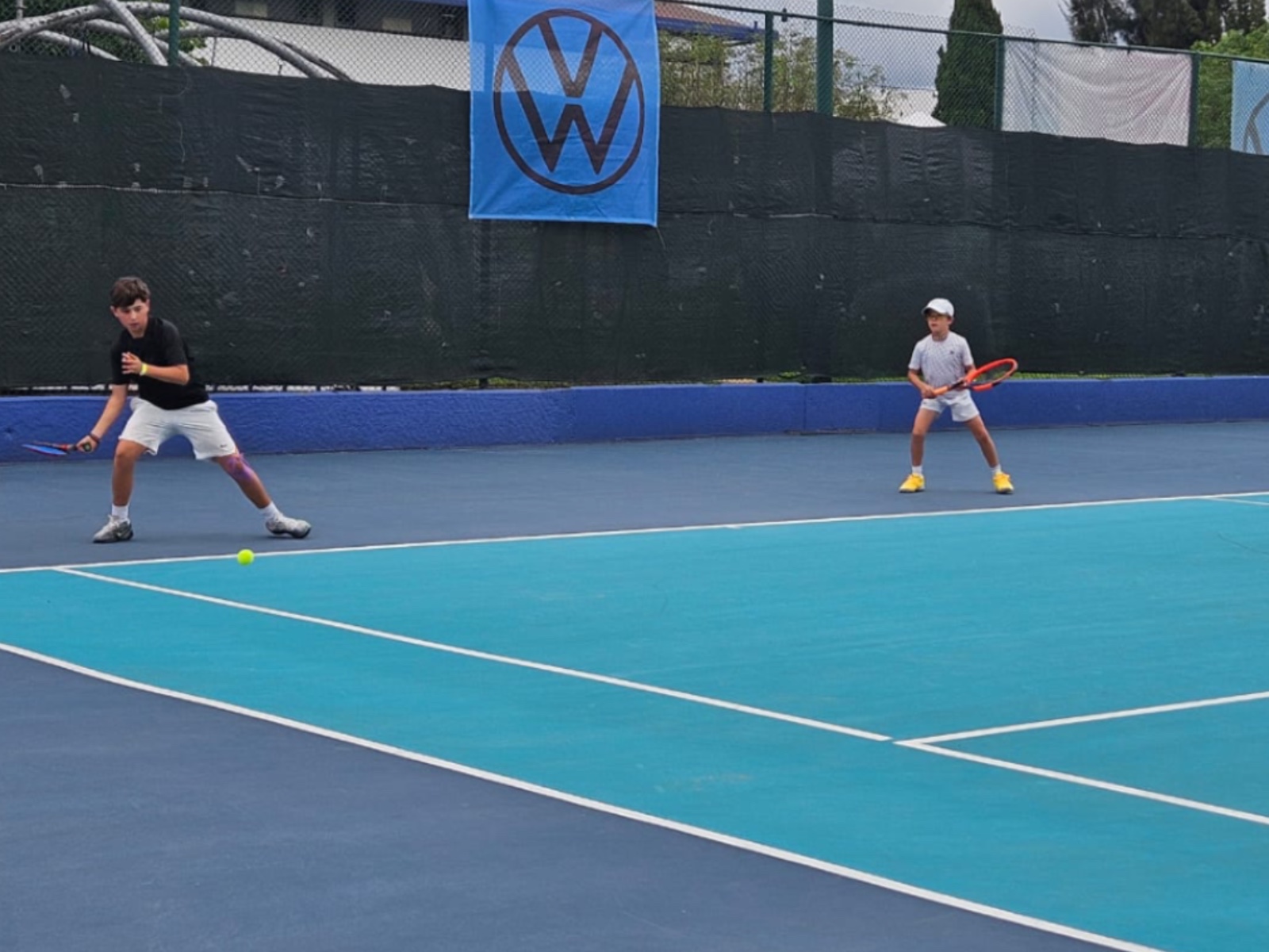 Tenistas poblanos suman triunfos en el Nacional infantil y juvenil de tenis