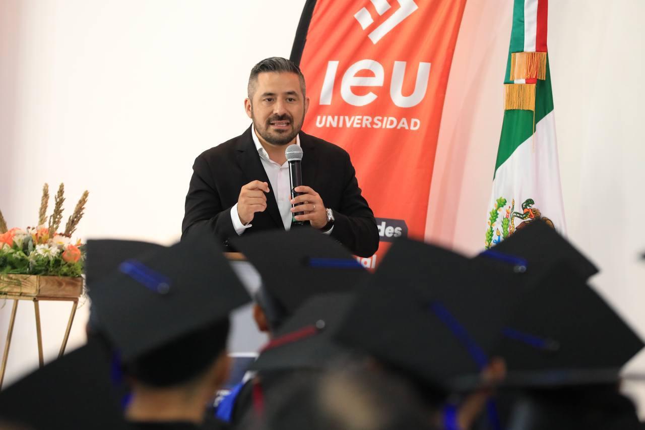 Gobernador y alcalde electos serán invitados a ceremonia del Grito de Independencia: Adán Domínguez