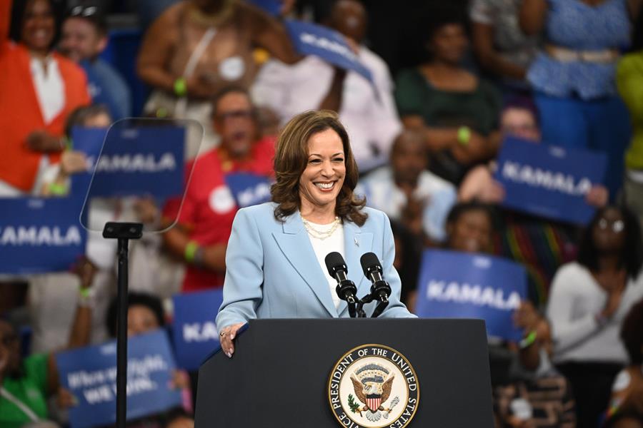 Harris tiene una ligera ventaja de un punto frente a Trump