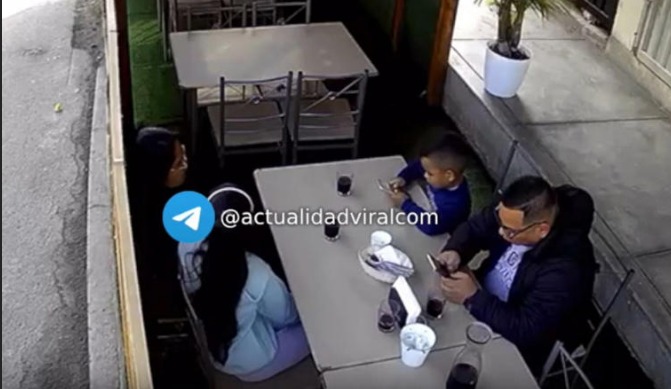 Balean a hombre mientras comía con su esposa e hijas