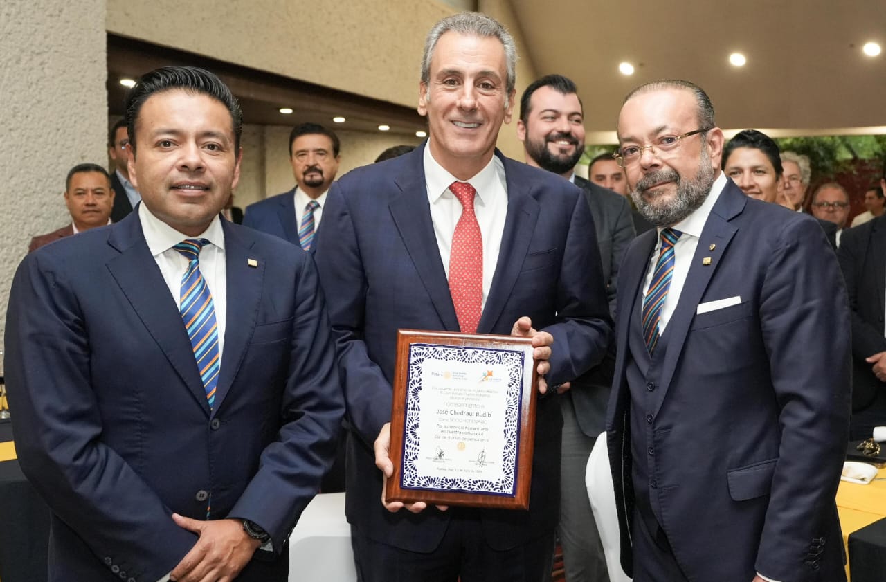 Alcalde electo Pepe Chedraui presenta proyectos al Club Rotario Puebla Industrial