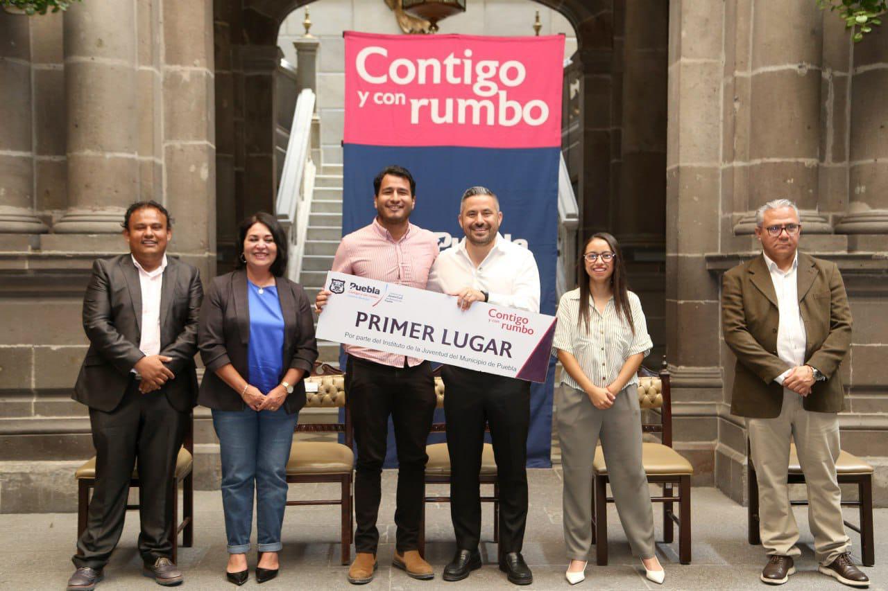 Ayuntamiento de Puebla premia a Jóvenes talento