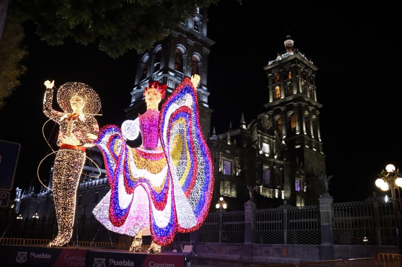 Arranca el inicio de los festejos patrios en Puebla capital