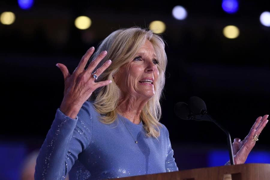 Jill Biden destaca el “entusiasmo” en México por la toma de posesión de Sheinbaum