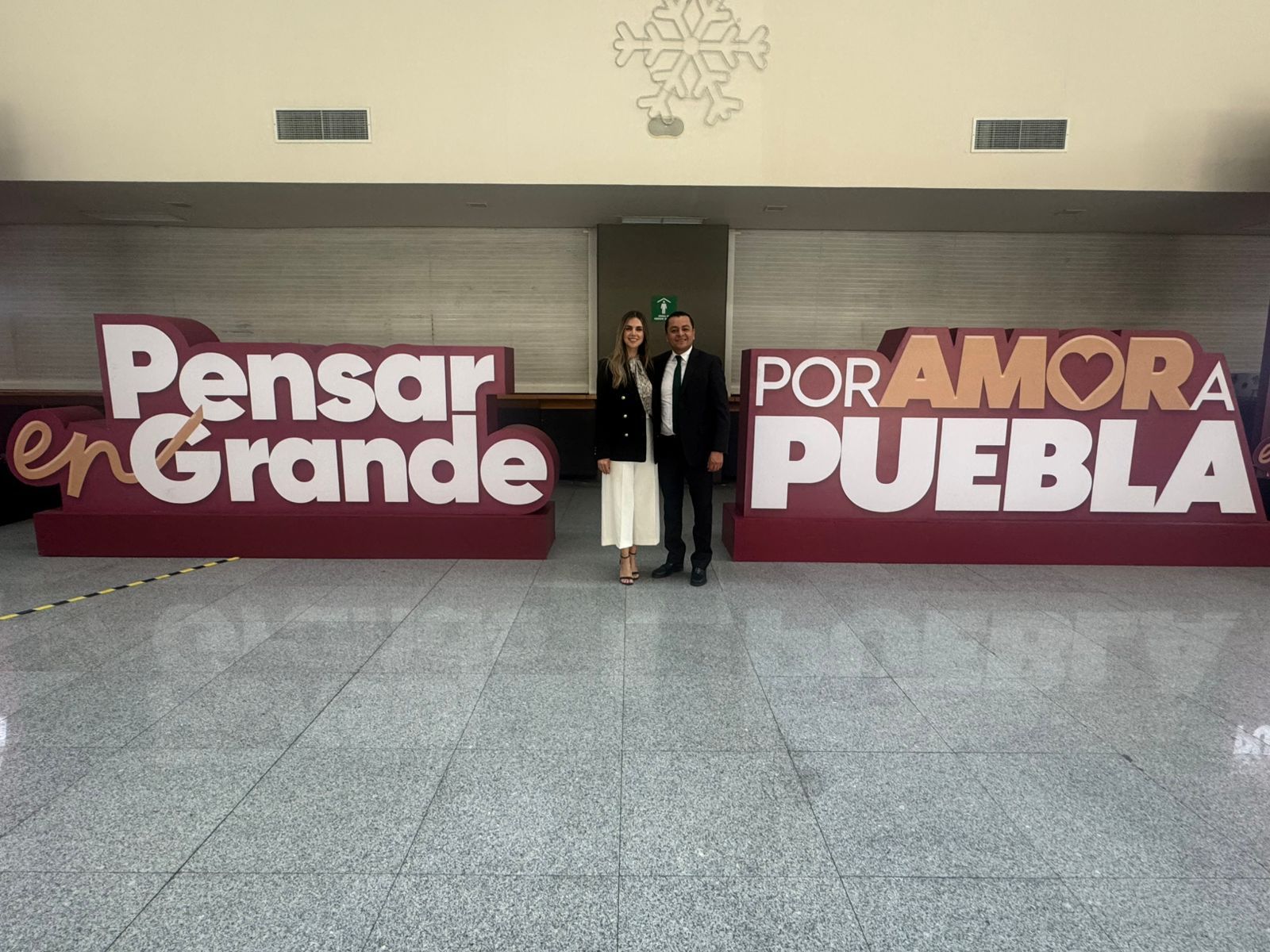 Juan Manuel Alonso presente en toma de protesta del gobernador Alejandro Armenta