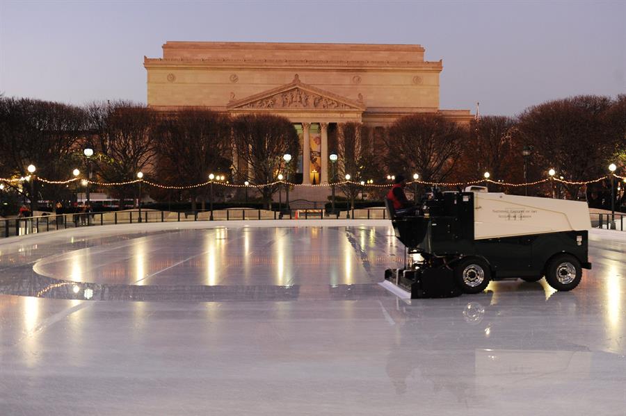 Galería de Arte obedece a Trump y cierra plan de diversidad