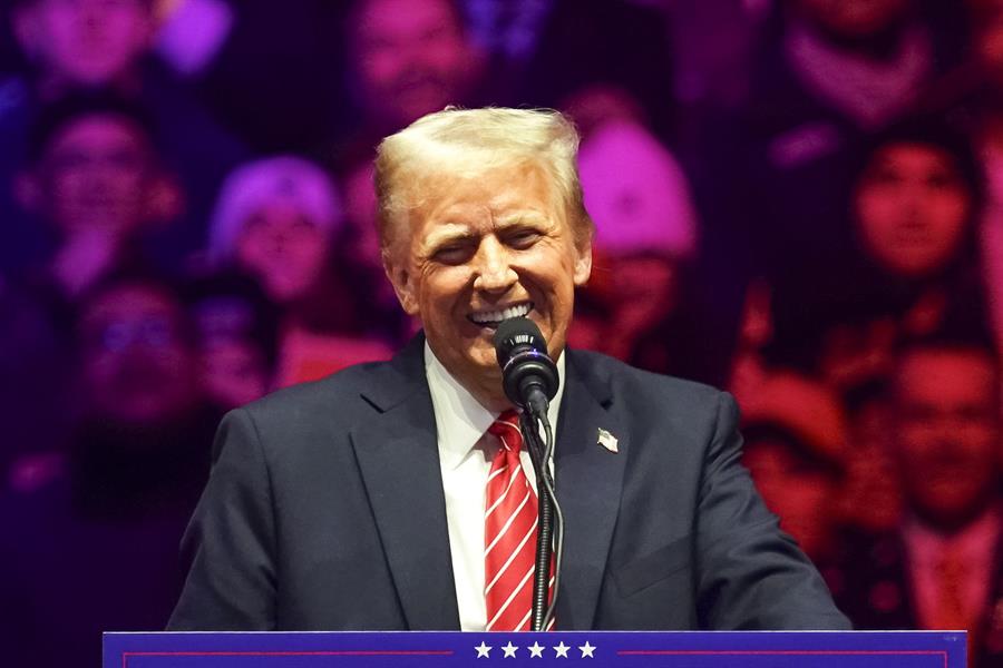 Trump regresa con 100 decretos en sus primeras horas