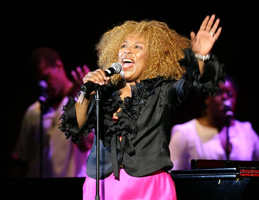 Roberta Flack, cantante del éxito ‘Killing Me Softly With His Song’, fallece a los 88 años