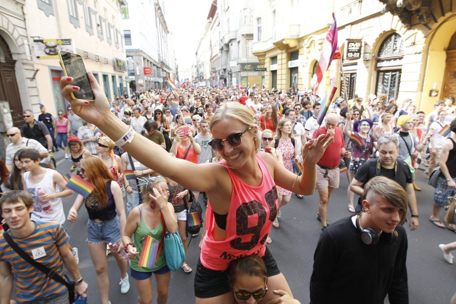 Hungría Veta Por Primera Vez Marcha Lgtb+ Con Su Ley Contra 'promoción' De Homosexuales