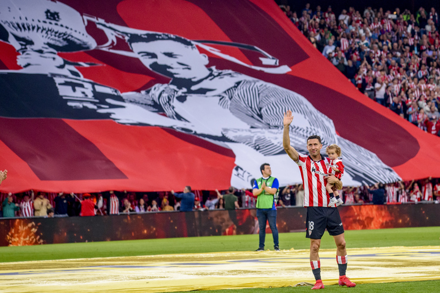 San Mamés Rinde Honores A De Marcos En Su Adiós Al Fútbol
