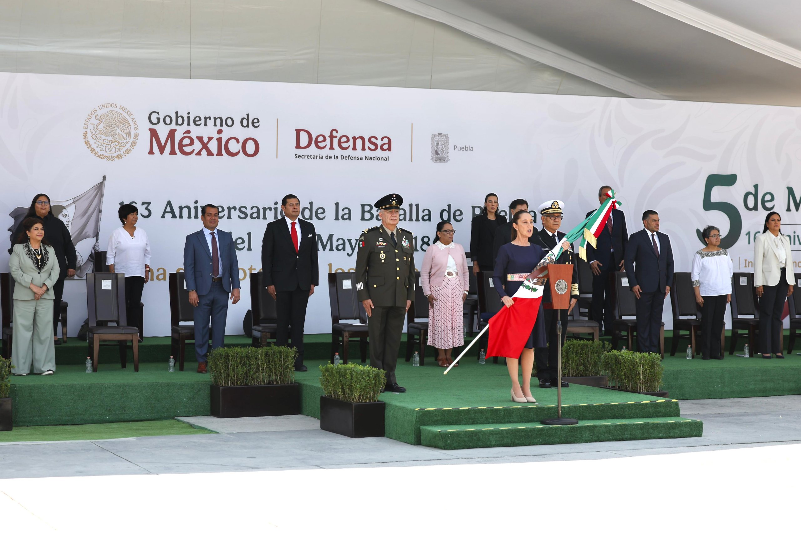Gabinete del Gobierno de la presidenta Claudia Sheinbaum asiste a Conmemoración de Batalla de Puebla