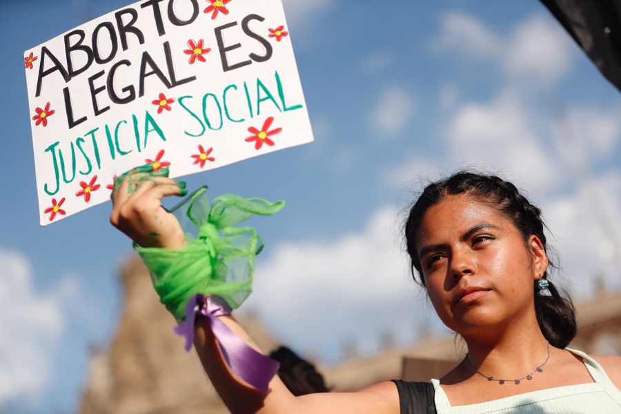 Tabasco aprueba despenalizar el aborto hasta la semana 12