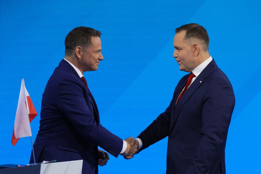 Polonia decide su futuro, europeísta o nacionalista