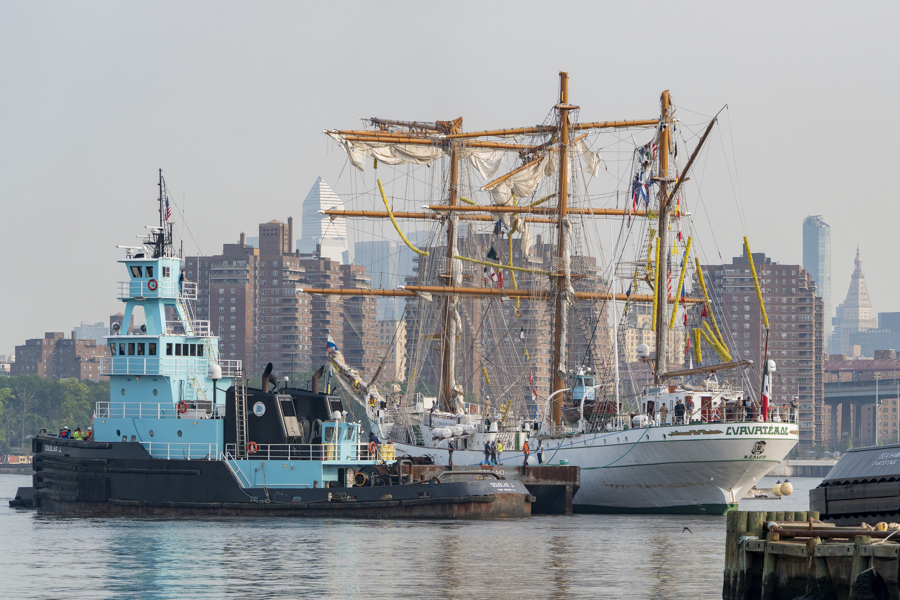 Buque Cuauhtémoc, Accidentado El 13 De Mayo, Es Enviado A Un Muelle De Reparación En Brooklyn