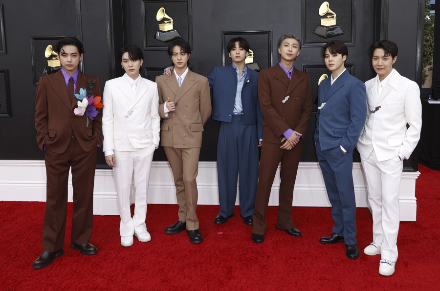 Bts Se Alista Para Una Nueva Era Tras Completar El Servicio Militar