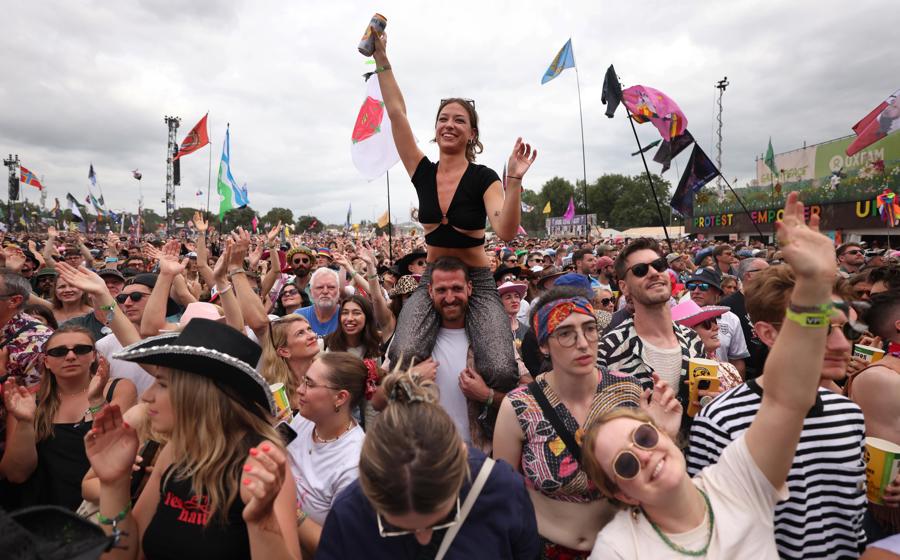 Glastonbury Abre Sus Puertas A Los Fanáticos De Rod Stewart, Olivia Rodrigo O Neil Young