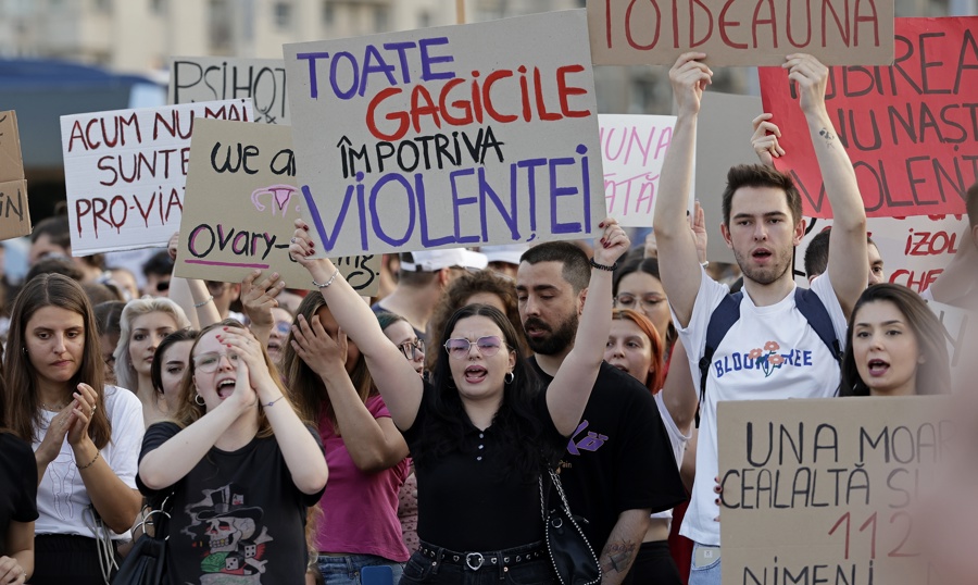 Protesta En Bucarest Por El Asesinato De Otra Joven Embarazada