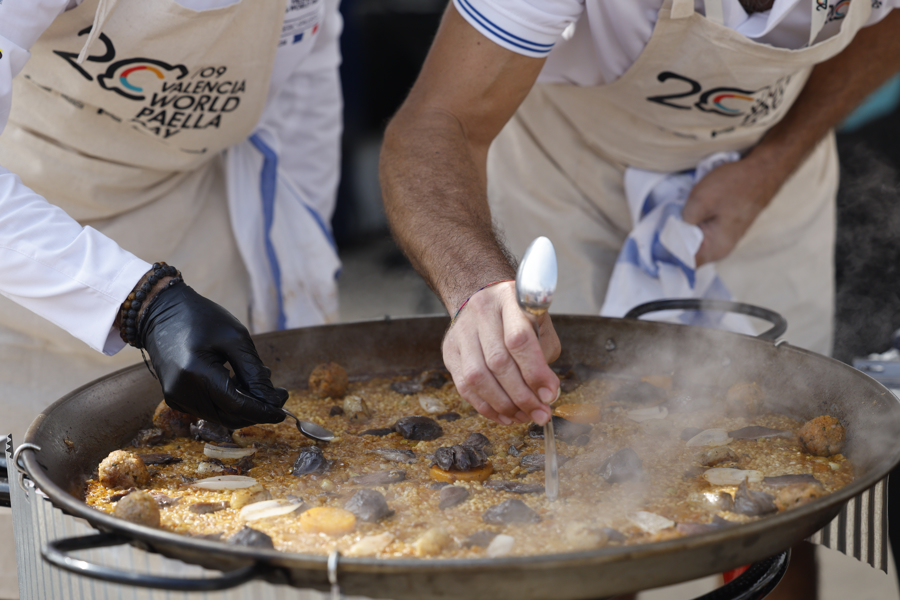 El Chef Francés Frederic Gallego Gana El World Paella Day 2025 De València