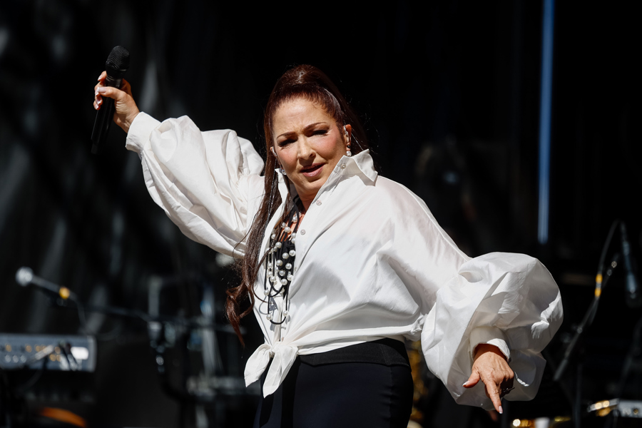 Gloria Estefan conquista Madrid con un canto a la unidad