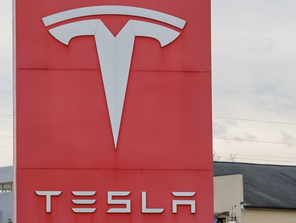 Las Autoridades De Ee.uu. Investigan A Tesla Por El Funcionamiento Del Sistema Fsd
