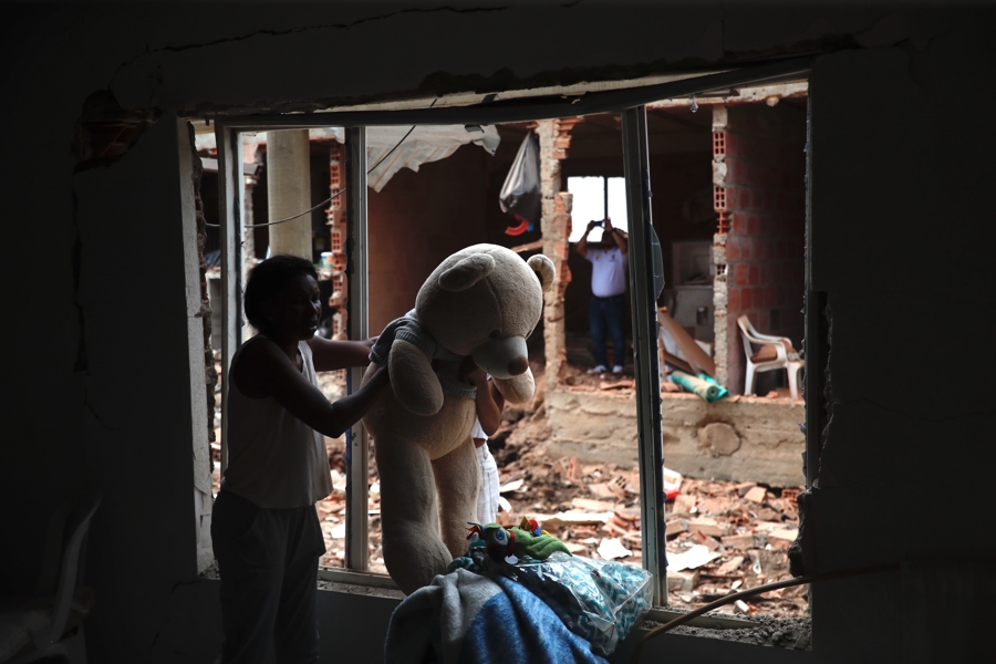 Atentado Con Explosivos Deja Casas Destruidas Y Varios Heridos En El Suroeste De Colombia