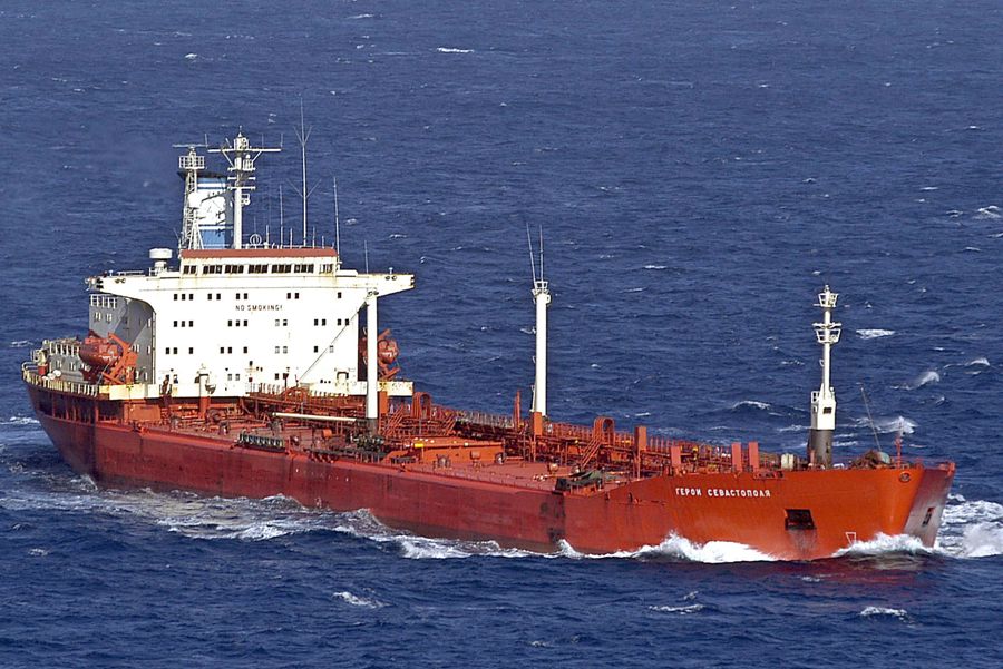 Ucrania se responsabiliza del ataque a dos petroleros