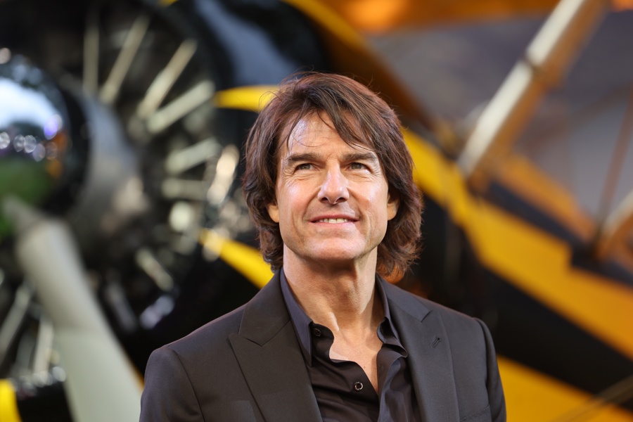 Tom Cruise Recibe Su Primer Óscar En Los Governors Awards Y Promete Defender El Cine