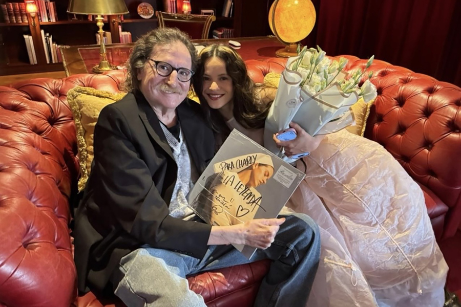 Rosalía Se Reúne Con Charly García Y Visita La Iglesia Donde Se Bautizó El Papa Francisco