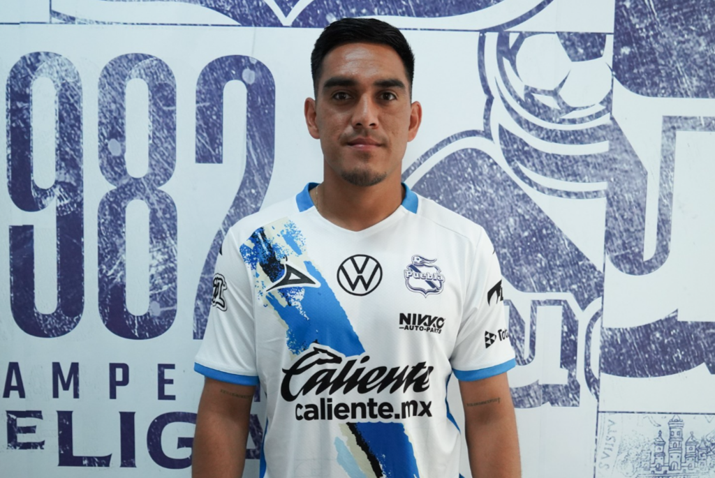 El Puebla “presume” a su nuevo portero