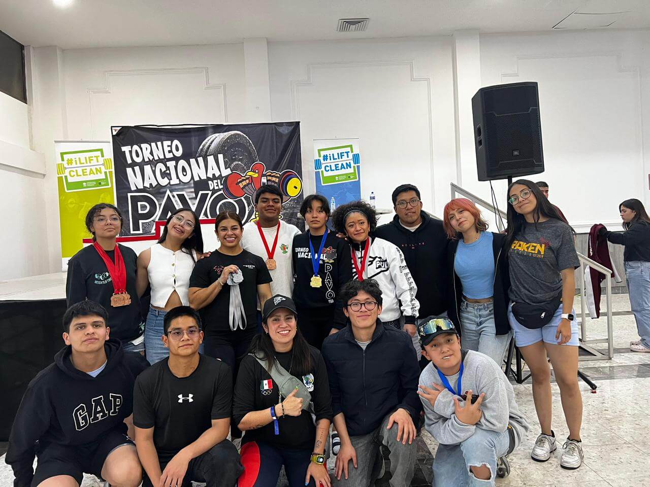 Delegación poblana de halterofilia tiene buena actuación en el Nacional del Pavo 2025