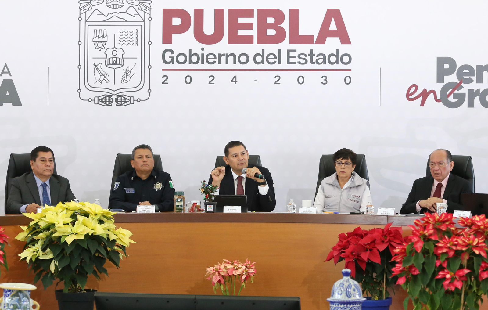 Cinismo descarado descalificar acciones de gobierno