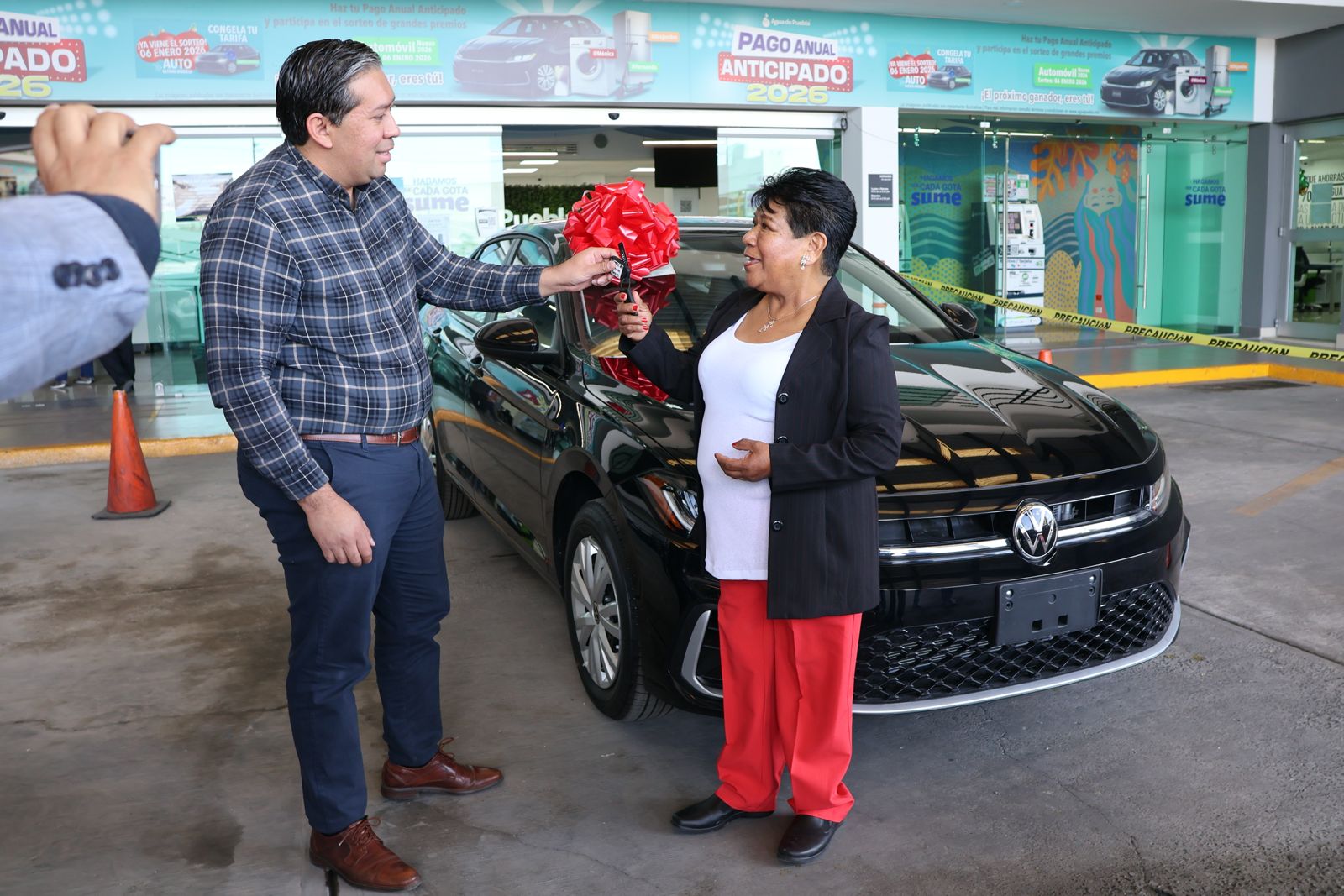 Agua de Puebla entregó el Automóvil último modelo