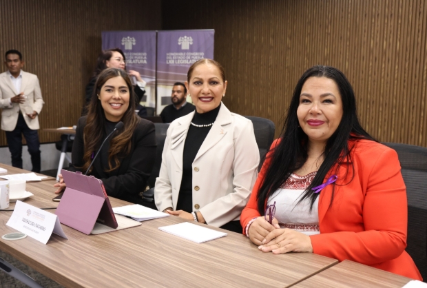 Comparece la titular de la Secretaría de las Mujeres