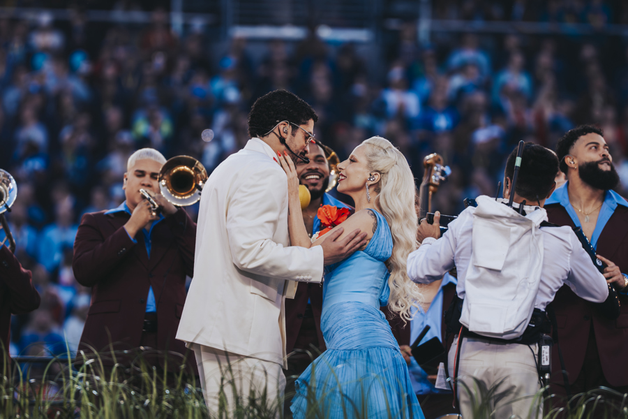 Músicos elogian la actuación de Bad Bunny