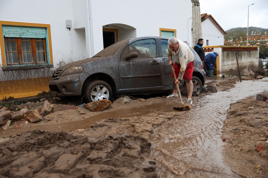 Portugal Se Mantiene Atento Al Crecimiento De Los Ríos Tras Las Descargas De Agua En España