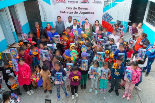 Miles de juguetes para la niñez de Texmelucan: DIF