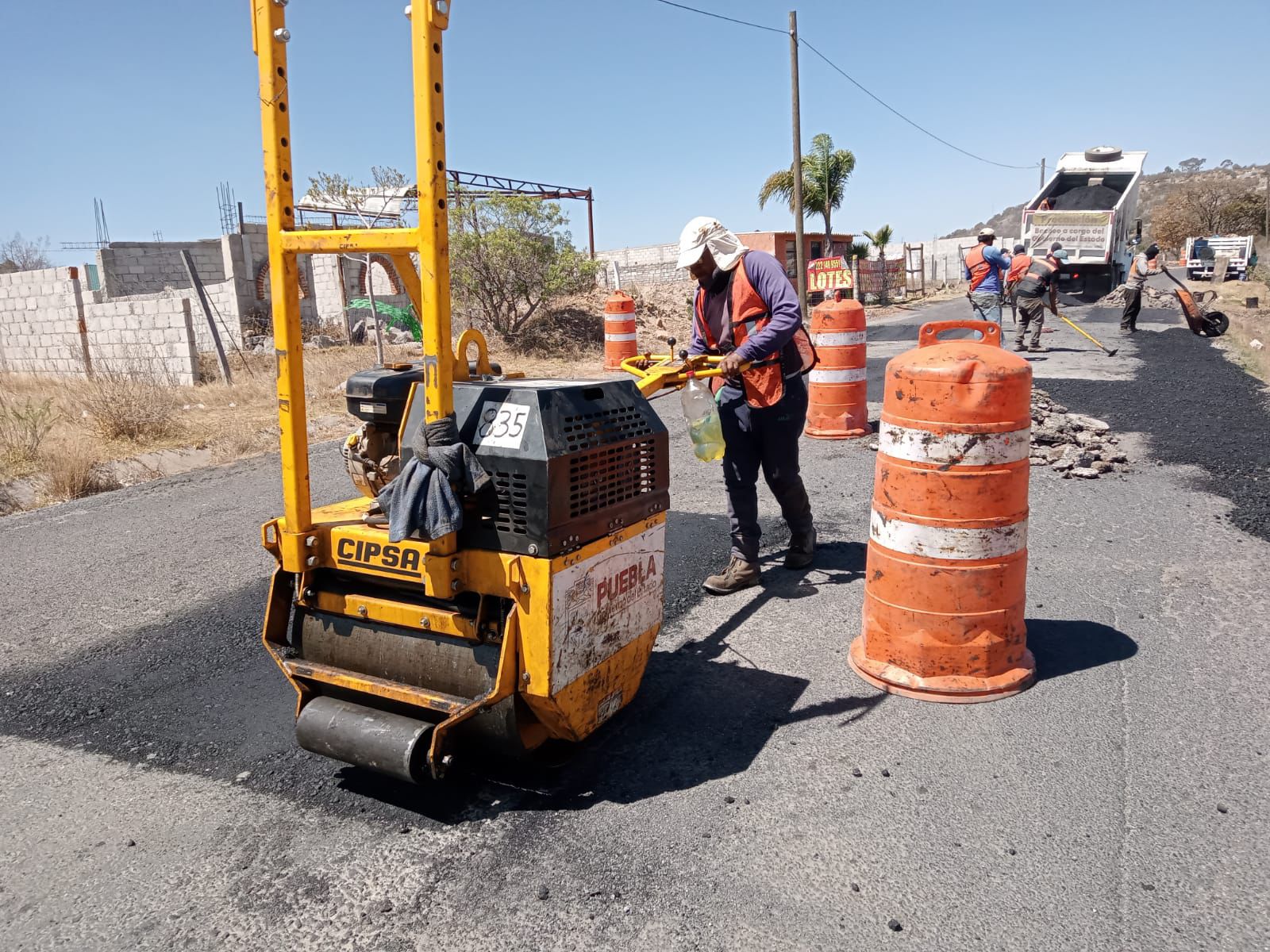 Apoya Infraestructura bacheo en Puebla capital
