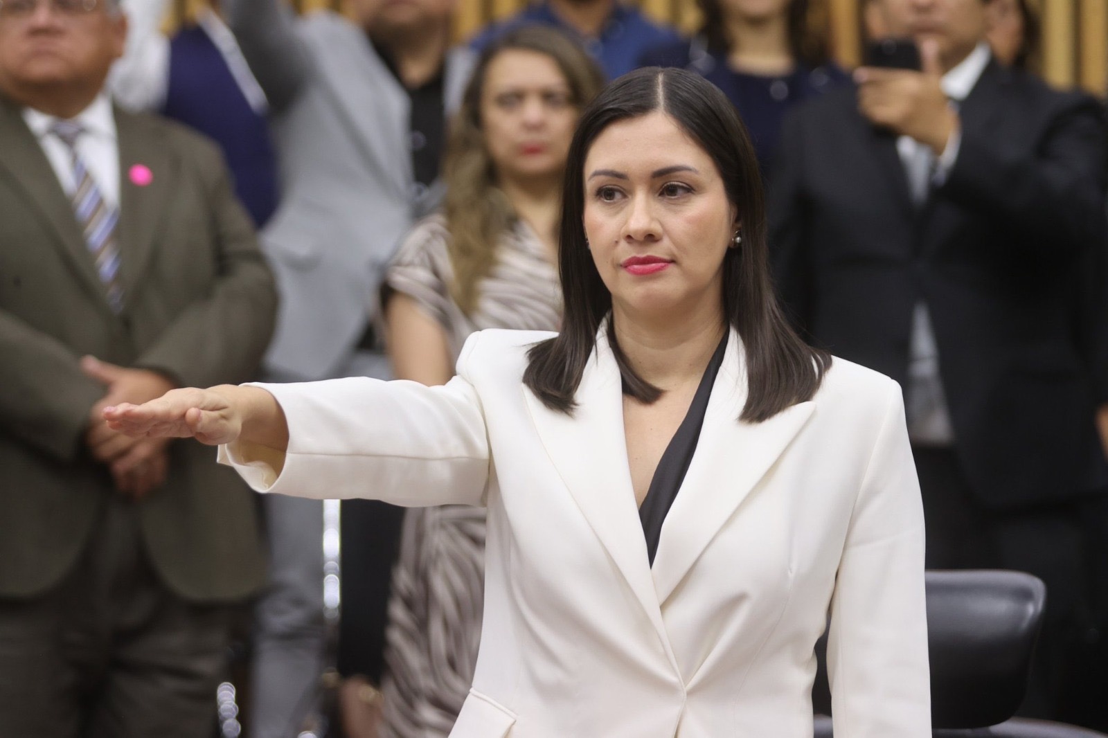 INE garantiza elecciones limpias: Blanca Cruz